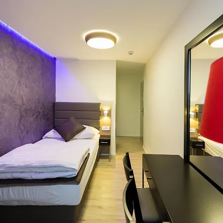 Hotel Langstrasse Отель