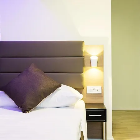 Hotel Langstrasse Отель 2*