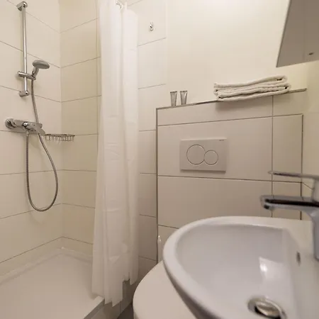 Hotel Langstrasse 2* Цюрих